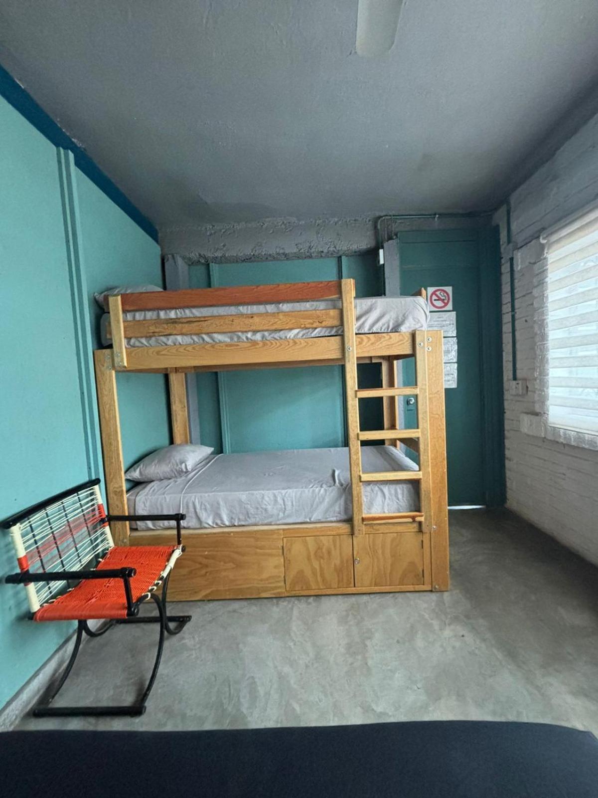 Canova Hostel & Pizza Puerto Vallarta Exterior photo